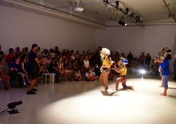 1_-_DSC_8563_r_-_Copy