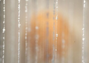 היכל_החולין,_נשזר_בין_שמים_וארץ