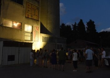 סטודיו_תכלת_סגרפיטו_אברהם_עמרי_צילום_בועז_לניר